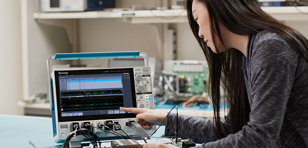 Engineering using the Tektronix 3 Series MDO touchscreen oscilloscope