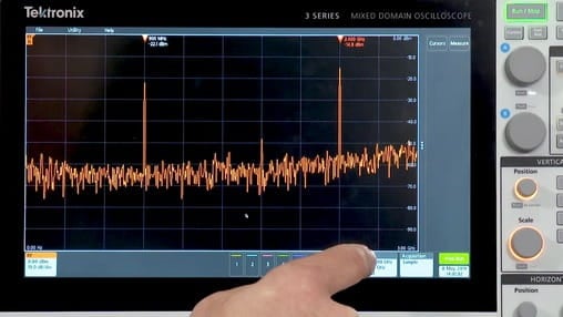 3 Series MDO Integrated Spectrum Analyzer